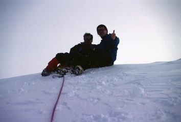 Angelo e Stelvio in vetta (autoscatto) (29-10-2000)