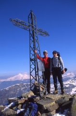 Stelvio e Filippo in vetta al Rondinaio Lombardo (18-2-2001)