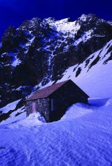 il Rifugio Stroppia m. 2260 (22-4-2001)