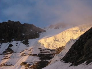 la seraccata a metà parete