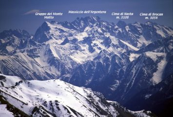 panorami osservati dalla cima...02 (24-3-2002)