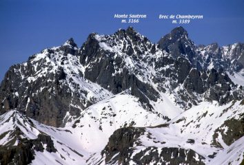 panorami osservati dalla cima...03 (24-3-2002)
