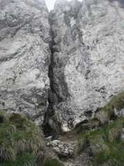 camino verticale molto impegnativo