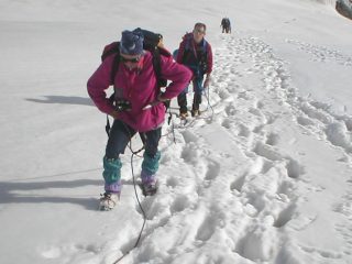 Domenico e Giorgio verso la cresta sud-ovest