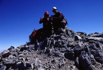 Stelvio e Gianfranco in vetta al Brec (autoscatto) (24-6-2002)