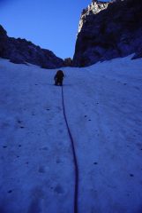 nella parte alta del Couloir Bujon (24-6-2002)