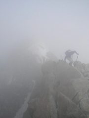 nascosto dalle nuvole