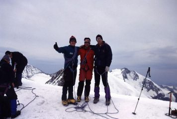 Stelvio, Gianni ed Emilio in vetta al Pizzo Palù Orientale (22-7-2002)