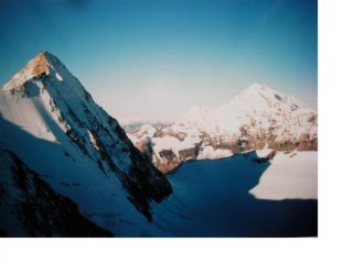 La Ruinette e a dx il Gran Combin..salendo al M.Blanc du Cheylon