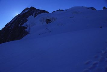 la Cima Vermiglio vista dal Passo Cercen (19-8-2002)