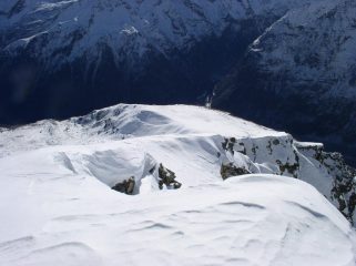 il pendio visto dalla cima