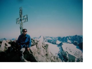 Dal Dammastock a nord e' il Sustenhorn