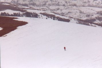 In salita sul dosso meridionale.