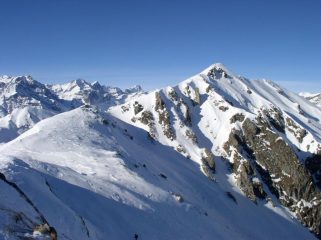 il Grifone dalla cresta verso la  Tomba di  Matolda