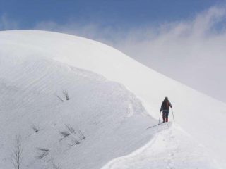 Salendo a Punta Cressa