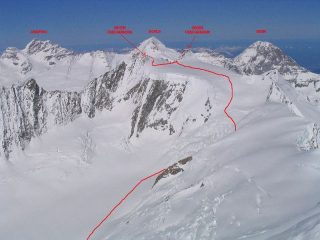 Tracciato di discesa verso la Finsteraahornhutte