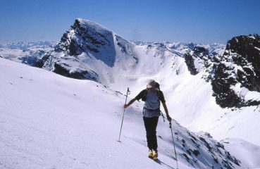 sullo sfondo il Monte Chersogno