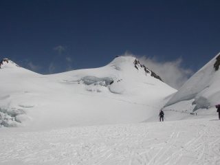 P.ta Gnifetti al centro dal Colle del Lys
