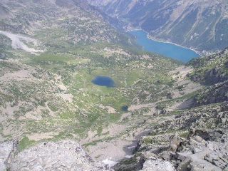 vista del l. dres e lago ceresole dalla cima