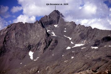 panorami osservati dalla cima...03 (5-9-2004)