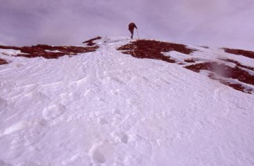 Alessandro a pochi minuti dalla cima (28-11-2004)