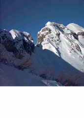 La luna occhieggia dalla forcella del M. Garbella