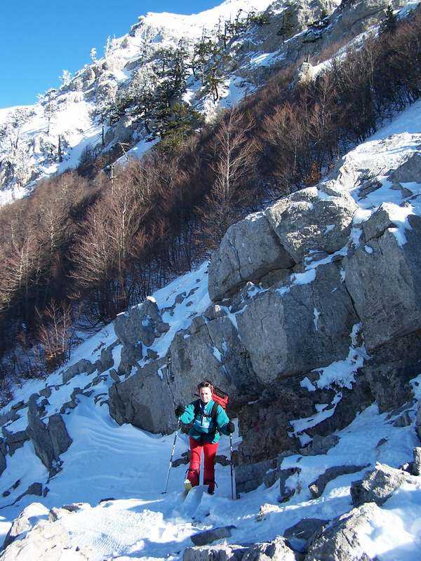 All'uscita dal bosco, prima del traverso ghiacciato.