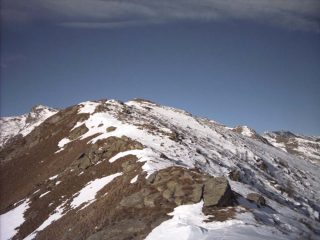 Cresta finale con tanta neve