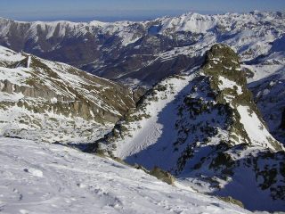 dalla punta un primo piano su Rocca La Bastera