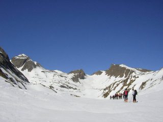 a destra l'Helgenhorn e alla sua sinistra la quota da noi raggiunta
