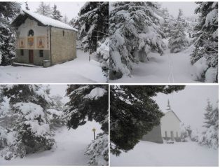 La cappella di St Pantaleon, il bosco, la cappella di St Evence