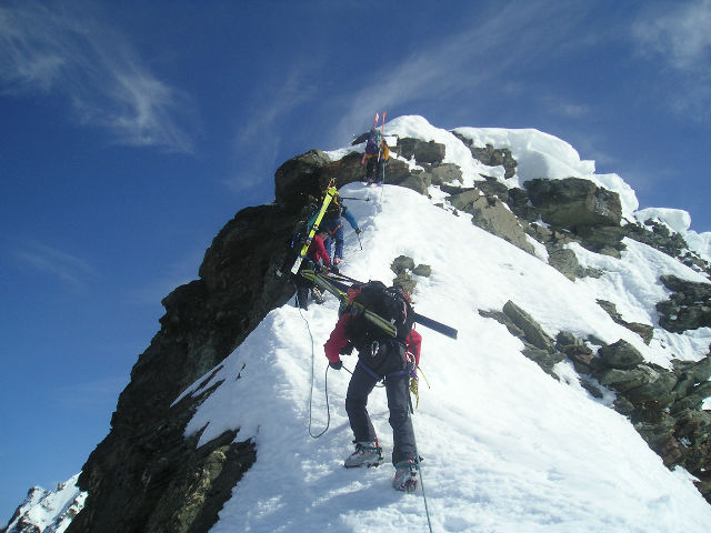 l'équipe sulla cresta