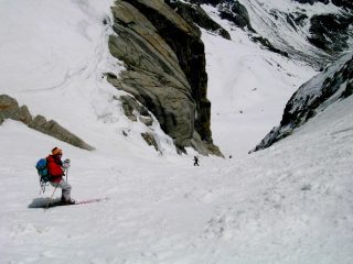 Gianni imbocca il canale
