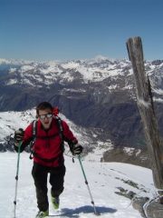 Federico arriva in vetta al Petit Tournalin