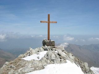 La croce di vetta