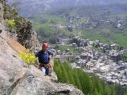 Si arrampica sopra le case di Valtournenche