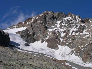 Il versonte Sud del Disgrazia dal rif. Ponti