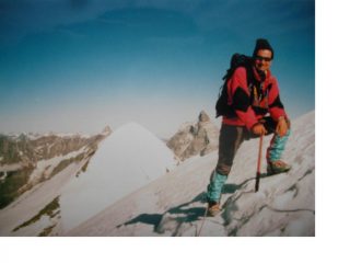 Sul Breithorn centrale, con dietro l'Occidentale e in mezzo il Cervino.