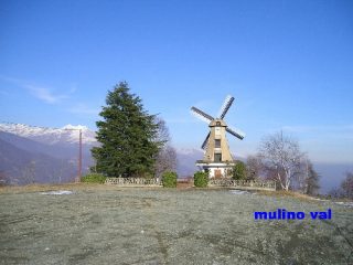 sullo sfondo la quinseina