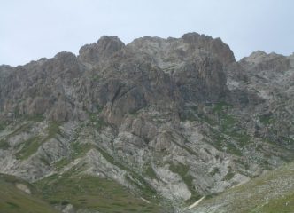 Il caotico versante Sud del M.Infornace