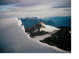 La Dent du Midi al fondo e in primo piano l'Aig. du Tour