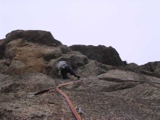 Il nostro Lupone Giek affronta la sezione chiave del secondo tiro (6b), tutto contento di essere nel suo elemento...