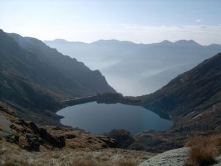 Il Lago d'Eugio dall'alto, salendo al Lago Losere