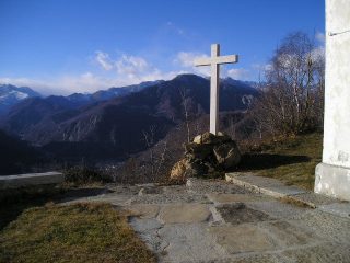 oltre la croce la cima arbella