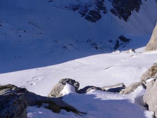 Breve tratto di neve vergine alla partenza