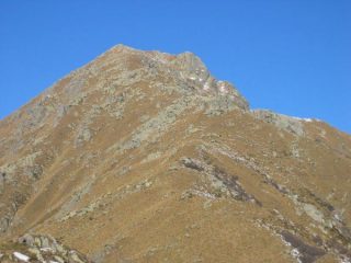 Dorsale e vetta ancora lontana....