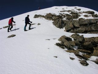 Piero e Giampiero nella parte alta della cresta (12-3-2006)