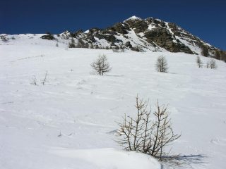 salendo verso la Colla Rossa e il Monte Bertrand (12-3-2006)