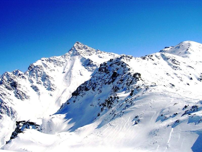 Il Confinale visto dalla cima del Forcellino