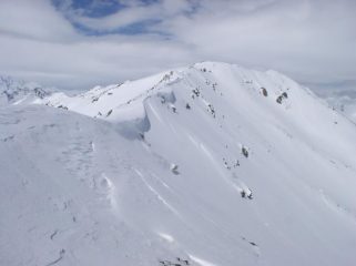 cornici sulla cresta verso il  Pic du Lac